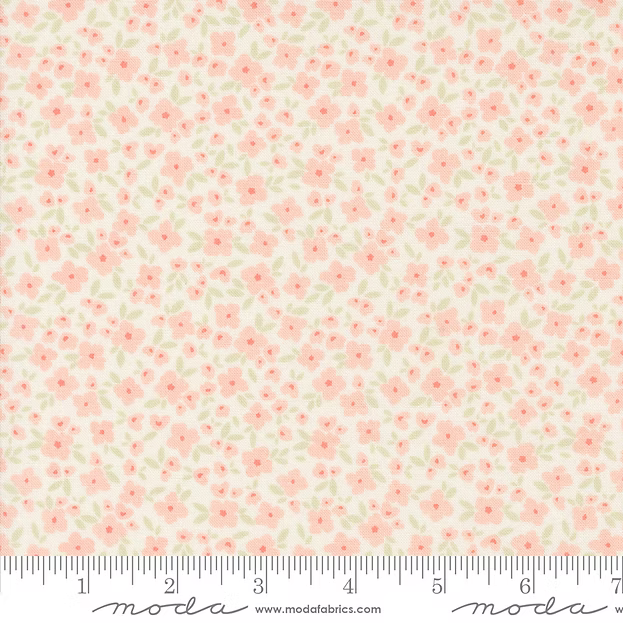 Cottage Charm - Quilting Cotton Fabric - Koral Kicks