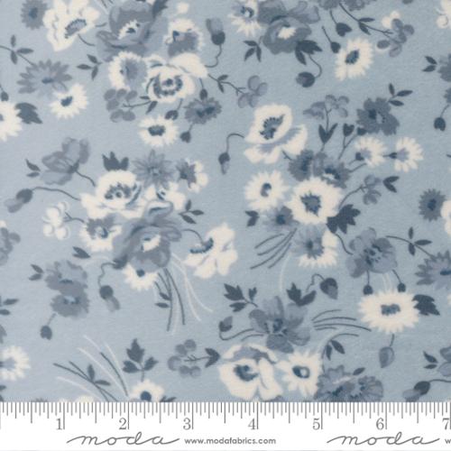 Nantucket Summer Quilt Cuddle - Cuddle Fabric - Somerset Florals - Light Blue