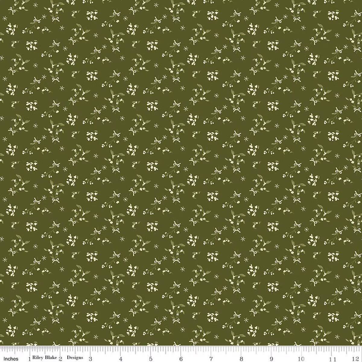 Christmas Greetings - Quilting Cotton Fabric - Berries - Green