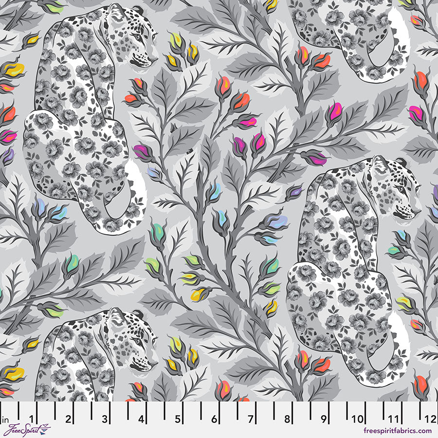 Graywork – Quilting Cotton Fabric – Beautymark – Gray