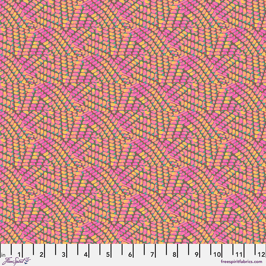 Kaleidoscope - Quilting Cotton Fabric - Glitter - Pink