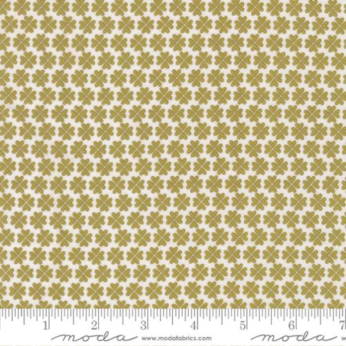 Lucky - Quilting Cotton Fabric - Feeling Lucky - Grass