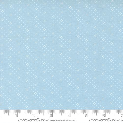 Eyelet - Quilting Fabric - Forget Me Not