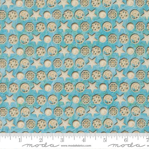 Saltwater - Quilting Cotton Fabric - The White Pearl Novelty Shells - Surf