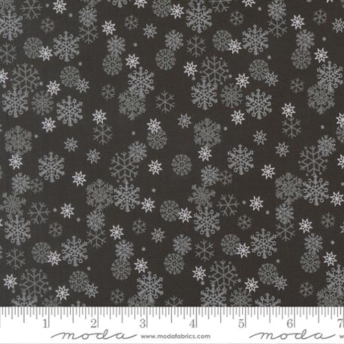 Holiday Cheer - Quilting Cotton Fabric - Snow Flurry Blenders Snowflake - Midnight