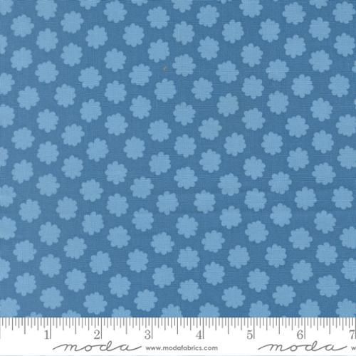 Scenery - Quilting Cotton Fabric - Puffball Small Floral - Coastal