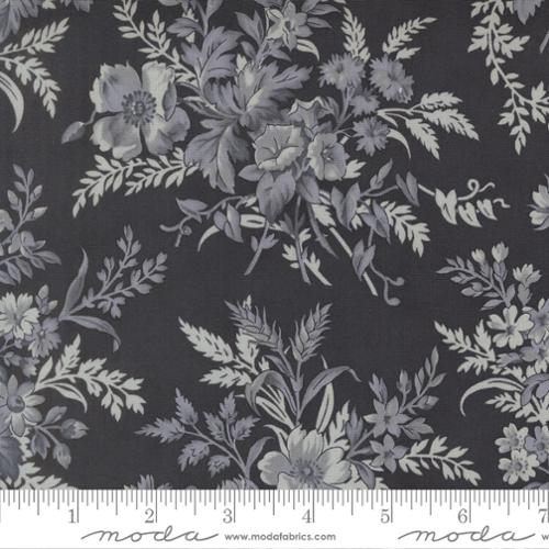 Breathtaking Blues - Quilting Cotton Fabric - Bouquets Florals - Midnight