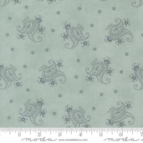 Breathtaking Blues - Quilting Cotton Fabric - Paisley - Sky