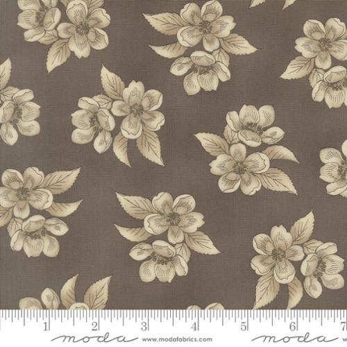 Collections Magnolia - Quilting Cotton Fabric - Blooms Florals - Etching