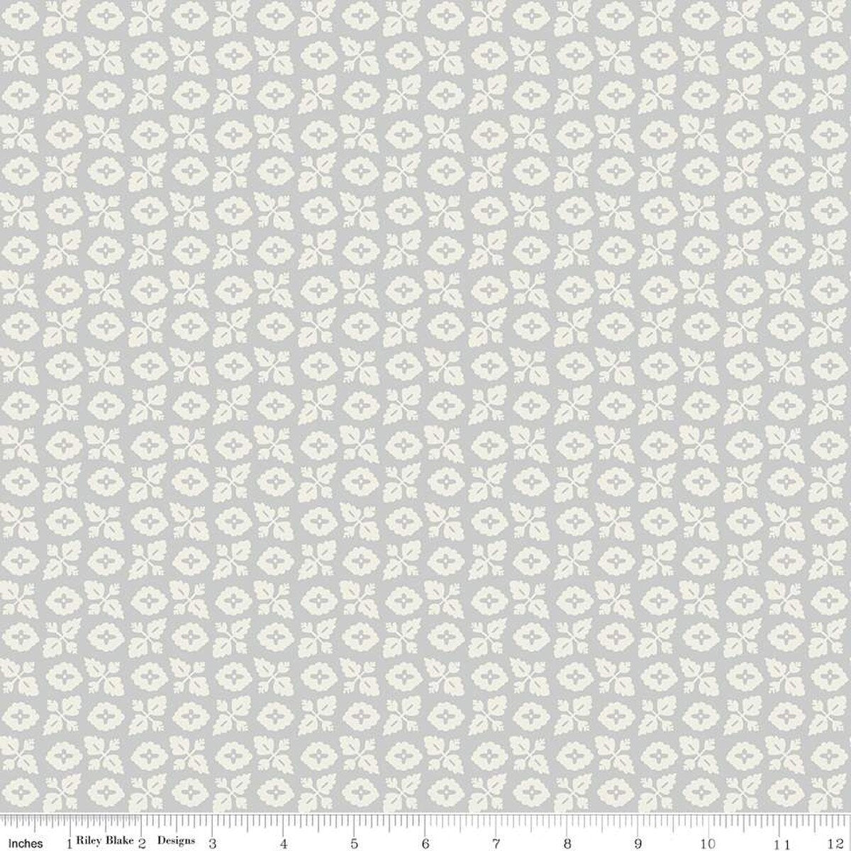 Ivy Reese – Quilting Cotton Fabric – Garden - Dusk