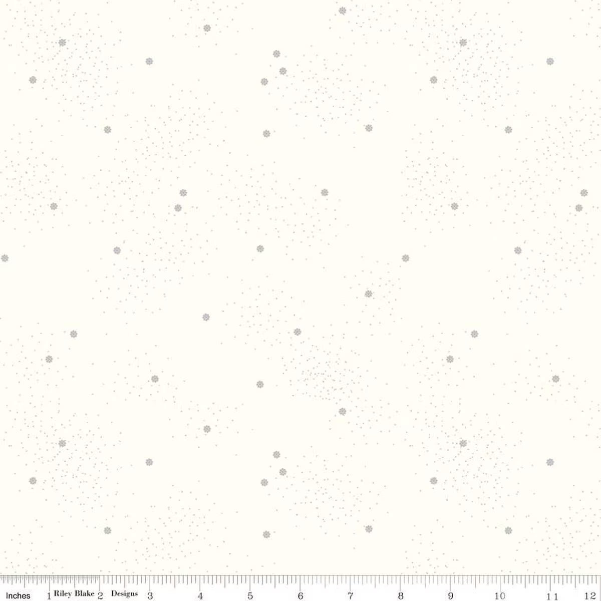 Dainty Daisy on Cloud - Quilting Cotton Fabric - Gray