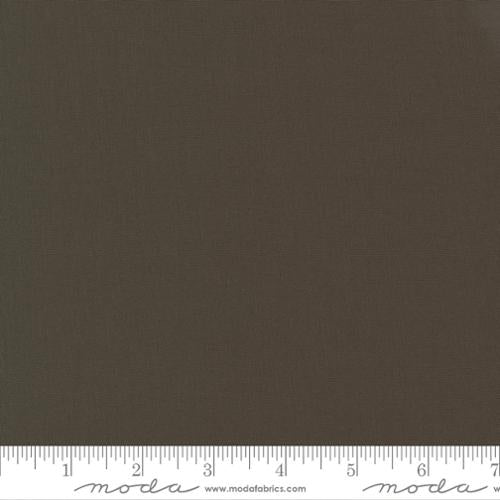 Bella Solids - Quilting Cotton Fabric - Basic Solid - Bettys - Brown